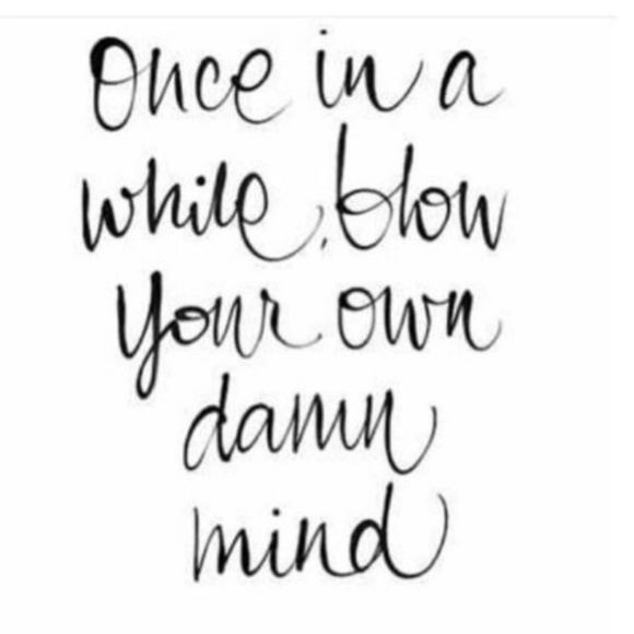 🌟💜Meet your Posher, C!💜🌟 - Picture 2 of 5